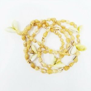 Vintage Cowrie Conch Shell Seashell Necklace